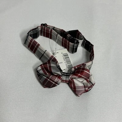Children’s Sz 24mo-4y USA Red/Green Plaid Holiday Cotton Adjust Pre-tied Bow Tie - Image 1 of 3