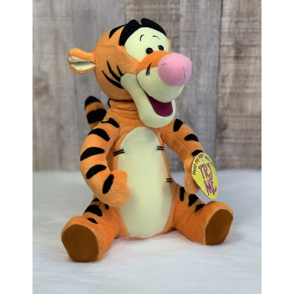 Muñeca Tigger Taking Peluche Disney Mattel Auténtica De Colección 1999 2899AY Probada. Foto 1 de 4
