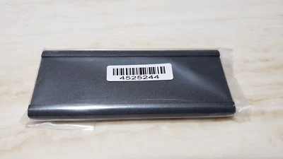 Crestron Modular Amplifier Extrusion Plate, Quarter Width 4525244 - Image 1 of 3