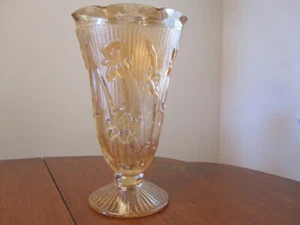 Jarrón Jeannette vidrio iris y espiga iridiscente 9" patas - Imagen 1 de 7