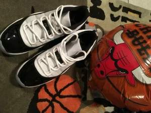 Jordan XI 11 Concord LOW schwarz/weiss 47,5 47.5 13 The Last Dance Chicago Bulls - Bild 1 von 11