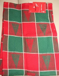 SCHÖNER NEUER GEWEBTER WINTER WEIHNACHTEN ROT & GRÜN PATCHWORK STIL TISCHLÄUFER - Bild 1 von 2