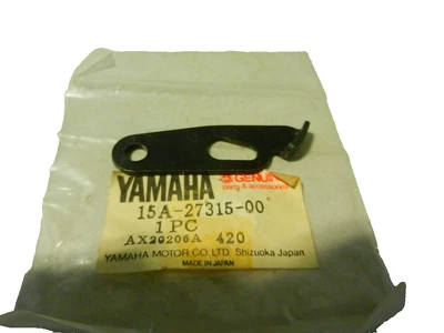 NOS 雅马哈 Side Stand Link 1982 - 1983 XT125 1982 - 1983 XT200 15A-27315-00 — 第 1/3 张图片