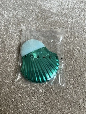 NEU INUWET Green Shell Mermaid Cheek, Make-up/Contouring Pinsel Vegan-Friendly  - Bild 1 von 2
