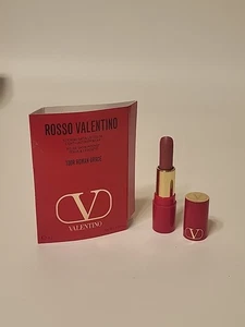 Valentino Rosso Valentino rossetto miniatura raso 100R Roman Grace 0,03 oz / 1 g - Foto 1 di 11