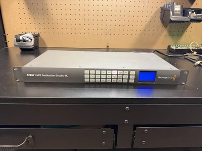 Interruptor en vivo 4K Blackmagic Design ATEM 1 M/E Production Studio Foto 1 de 4