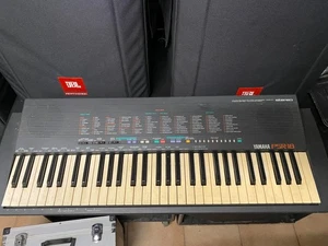 Yamaha PSR-18 Keyboard - Bild 1 von 2