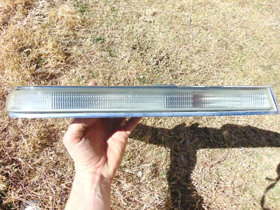 Conjunto de lámpara de señal de giro imperial Chrysler 90-93 diestro pasajeros probado OEM Foto 1 de 4