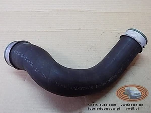 VW T5 TURBO INTERCOOLER HOSE PIPE 7H0145709A | TURBOSCHLAUCH DRUCKSCHLAUCH - Bild 1 von 1