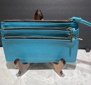 Faux Leather Turquoise Zipper Wallet Wristlet with Silver Tone Hardware - Picture 1 of 8