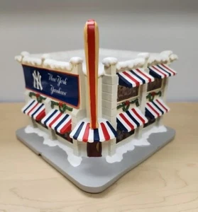 New York Yankees Hawthorne Village Diner Christmas Building in Box - Picture 1 of 9