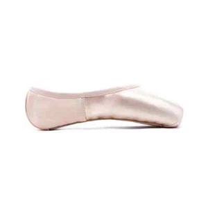 Russian Pointe Saute Pointe Shoe - Picture 1 of 2