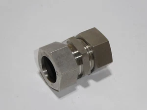 Raccordo ad anello di taglio acciaio inox EXMAR raccordo idraulico 28L dritto - Foto 1 di 1