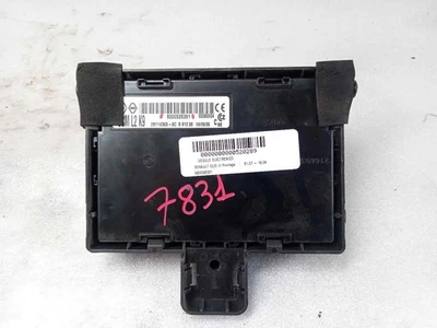 8200525391 modulo elettronico per RENAULT CLIO III 1.5 DCI 2005 520289 - Immagine 1 di 4