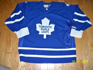 Toronto Maple Leafs NHL Hockey Jersey by CCM Late 1990's Size XL - Picture 1 of 2
