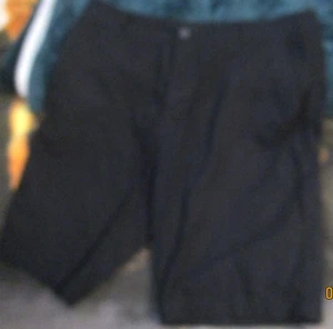 Herren H&M Bermuda, Shorts Größe 32 in schwarz - Bild 1 von 3