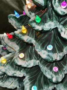 Vintage Ceramic Christmas Tree - Picture 1 of 10