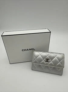 Chanel CC Classic Flap Cardholder In Metallic Silver With Silver Hardware - Picture 1 of 18