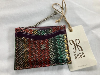 Estuche para tarjetas Hobo International Max de cuero a rayas navideñas nuevo con etiquetas Foto 1 de 3