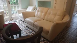 Natuzzi Leather sofa and 2 armchairs. Cream leather. - Picture 1 of 24