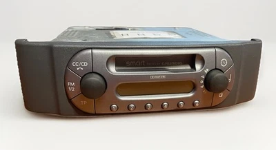 Smart ForTwo 42 450 Original Grundig Kassetten Radio Mit Code - Bild 1 von 3