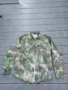 Realtree Camouflage Mens Medium Camo Button Up Hunting Shirt - Picture 1 of 4