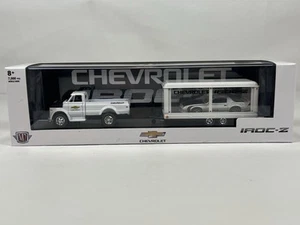New! M2 Machines Auto Haulers 70 Chevy C60 PU & 85 IROC Z Camaro white R41 20-22 - Bild 1 von 7
