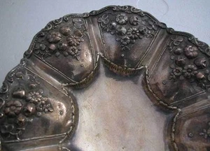 FINE STERLING SILVER OVAL BOWL ON 4 LEGS DECORATED ALL AROUND WITH FLOWERS L - Picture 1 of 4