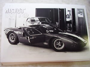1969 ? FORD GT40  IN SHOWROOM  11 X 17  PHOTO  PICTURE   