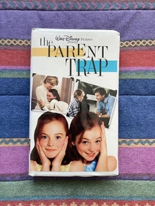 The Parent Trap 1998 Clamshell VHS Lindsay Lohan Disney Remake - Picture 1 of 4