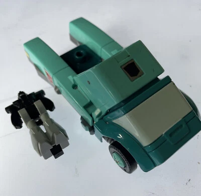 Transformers G1 Targetmaster Kup complete figure Autobot Hasbro Takara - Image 1 of 4