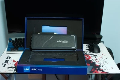 intel arc a770 16gb founders edition - Immagine 1 di 4