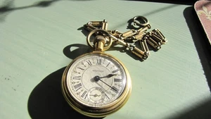 Vintage Westclox Gravur Zug Lok Taschenuhr goldfarben - mit Kette - Bild 1 von 6