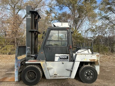 Nissan VF05H70V 2005 15.500 LB capacidad de elevación, motor diésel preemisión Foto 1 de 4