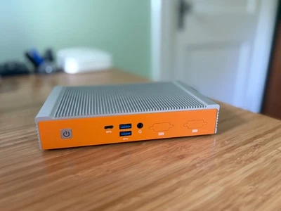 Ordenador Industrial OnLogic ML350G-10 32GB (excelente estado) Foto 1 de 3