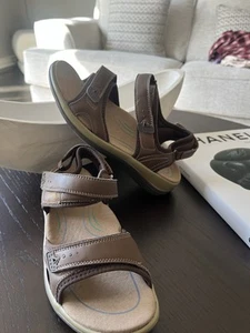 OrthoFeet Womens Sandals Adjustable Slipe On Brown Comfort Shoes Size 8 D Wide - Picture 1 of 8