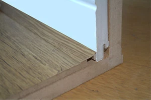 Floor Edge Trim 1 Meter Lengths Various Colours Allows For Floor Expansion - Picture 1 of 16