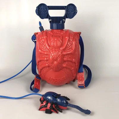 Vtg Marvel Spiderman WATER BLASTER BACKPACK Pump & Blast Squirt Gun Toy ToyBiz - Image 1 of 4