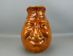 Curieux et amusant Pichet en faïence décor de tête d'homme, vintage H 22 cm. - Bild 1 von 6