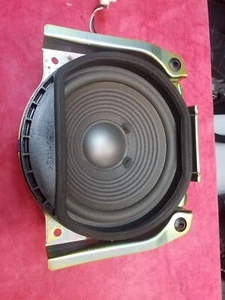 1997-2001 TOYOTA LEXUS ES300 86160-33500 FACTORY OEM PIONEER SUBWOOFER   - Picture 1 of 15