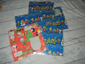 Vintage Christmas Wrapping Paper Gift Wrap Peanuts Snoopy Charlie Brown Gang - Picture 1 of 3