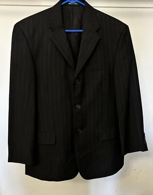 Jaqueta masculina Kenneth Cole 38S 100% lã 3 botões preta com listras - Imagem 1 de 4