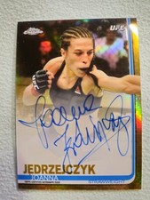 Joanna Jedrzejczyk 2019 Topps UFC Chrome Gold Refractor Auto Card /50