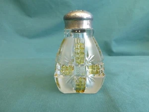 Antique Frosted Klondike Early American Pattern Glass Salt Shaker W/ Amber Stain - Picture 1 of 4