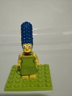 Lego Marge Simpson Minifigure The Simpsons - Image 1 of 3