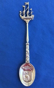 Cucharadita de recuerdo de plata Holanda cigüeña anguila velero barco Hague's Gravenhage - Imagen 1 de 5