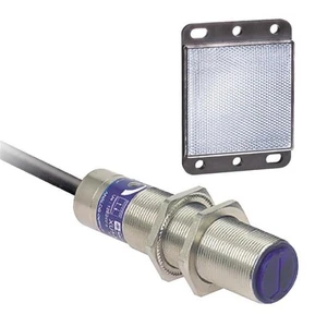 XU9M18MB230 PHOTOELECTRIC SENSORS XU, XU9, P - Picture 1 of 1
