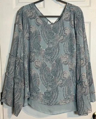 Blusa para mujer Cato azul claro forrada de cachemira, mangas largas, volantes, 26/28 W Foto 1 de 4