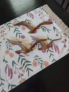 Juego De 2 Pájaros Retro Vintage Gaviotas en Vuelo Homco Decoración De Pared Imitación Madera - Imagen 1 de 8