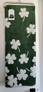 Docofil St. Patrick's Day Reversible Throw Blanket Green w/white Shamrocks - Picture 1 of 8